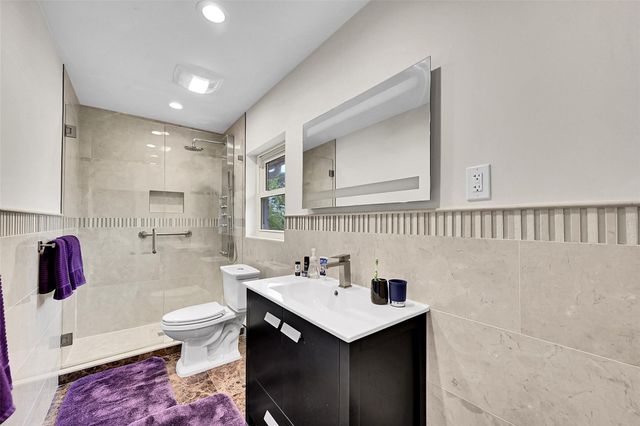 3999 NE 15th Avenue, Oakland Park, FL 33334