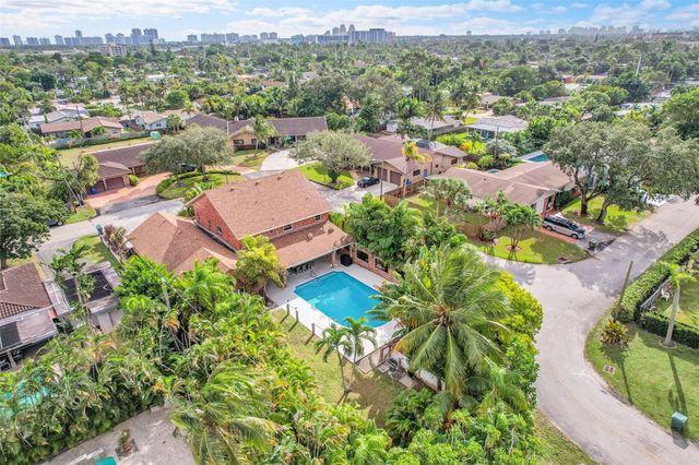 3999 NE 15th Avenue, Oakland Park, FL 33334