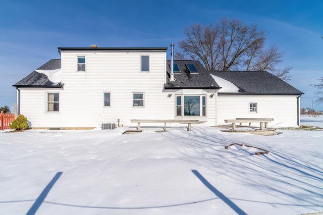 11934 Grabill Road, Leo, IN 46765