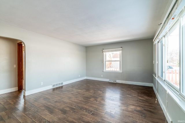 11934 Grabill Road, Leo, IN 46765