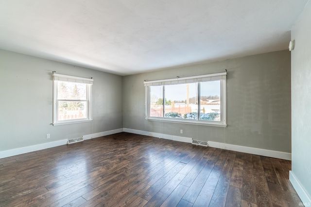 11934 Grabill Road, Leo, IN 46765