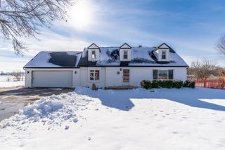 11934 Grabill Road, Leo, IN 46765