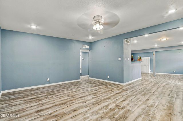 5201 PRINCE EDWARD Avenue, El Paso, TX 79924