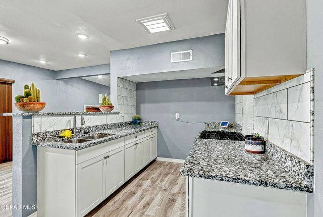 5201 PRINCE EDWARD Avenue, El Paso, TX 79924