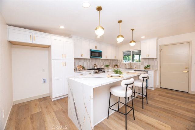 16528 E Brookport, Covina, CA 91722
