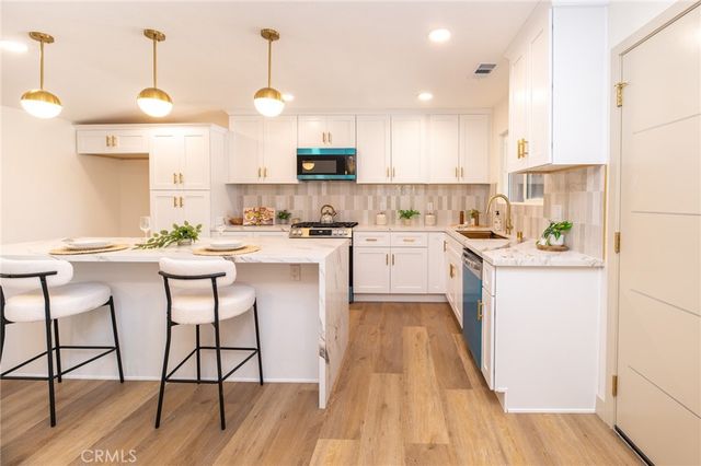 16528 E Brookport, Covina, CA 91722