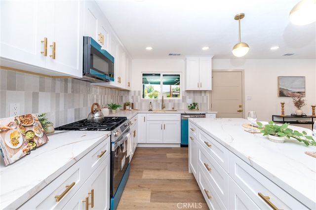 16528 E Brookport, Covina, CA 91722