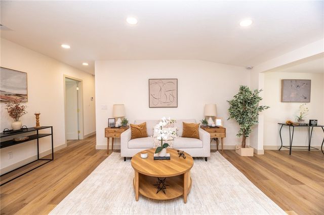 16528 E Brookport, Covina, CA 91722