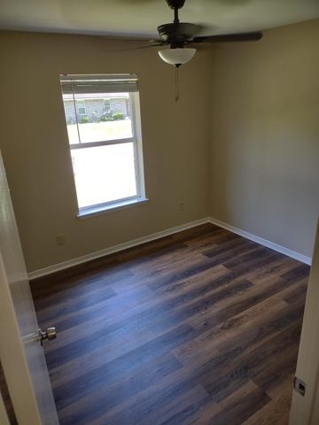 102 Libby Circle, Willis, TX 77378