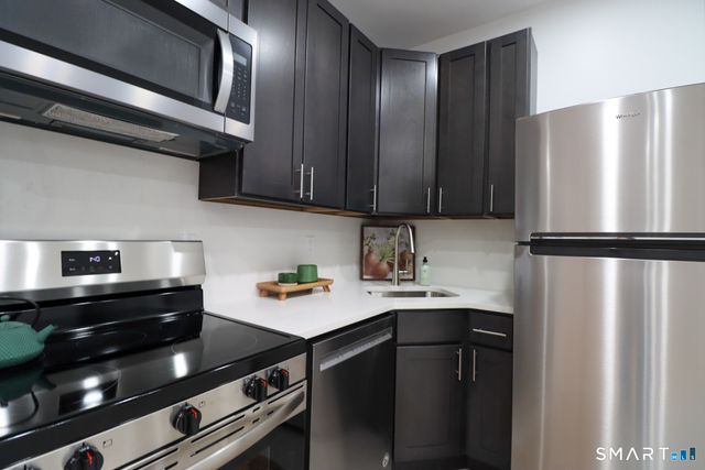 55 Channing Street 2, New London, CT 06320