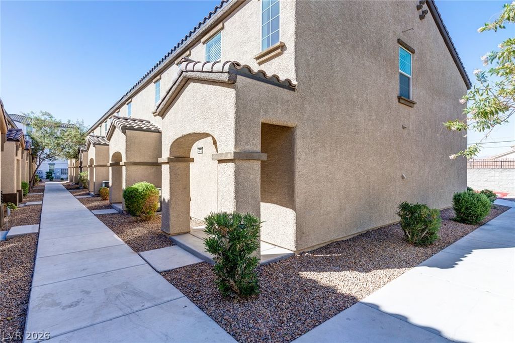 4474 Pineham Court, Las Vegas, NV 89115 — photo 2