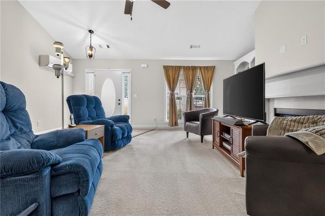 510 Embassy Walk, Winder, GA 30680