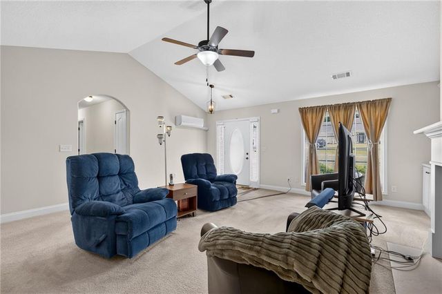 510 Embassy Walk, Winder, GA 30680