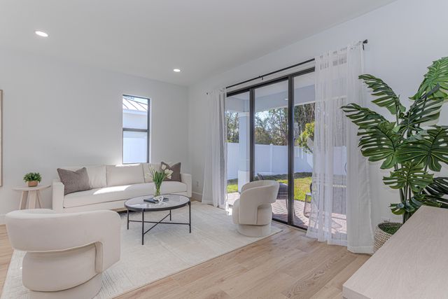 314 4th St Street, Jupiter, FL 33458