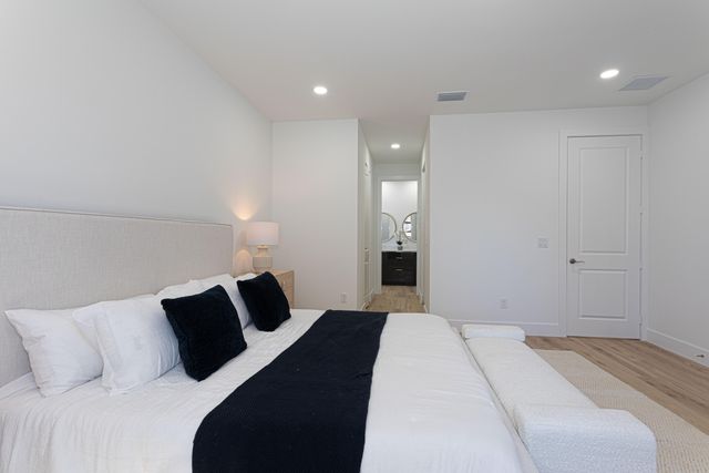 314 4th St Street, Jupiter, FL 33458