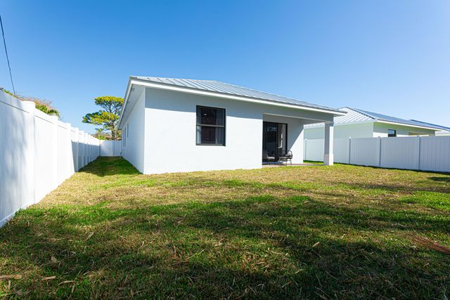 314 4th St Street, Jupiter, FL 33458