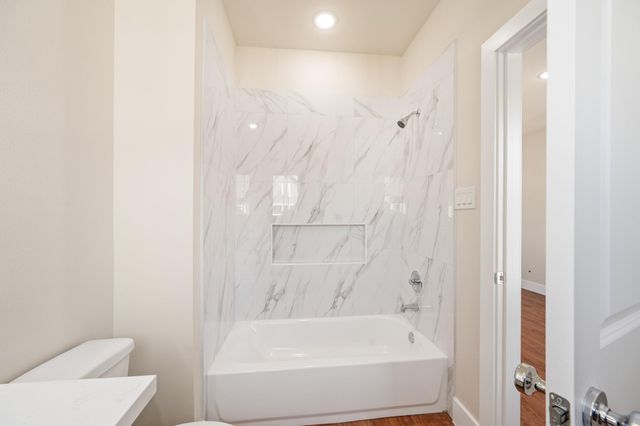 6702 Metro Boulevard 4, Houston, TX 77083