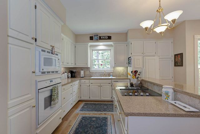 602 Hickory Creek Drive, Ellerslie, GA 31807