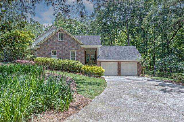 602 Hickory Creek Drive, Ellerslie, GA 31807