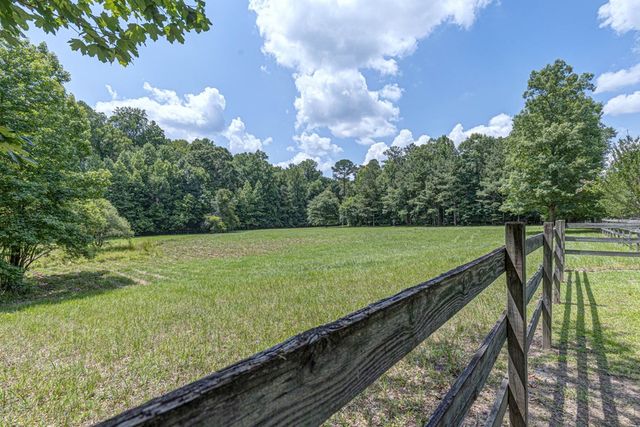 602 Hickory Creek Drive, Ellerslie, GA 31807