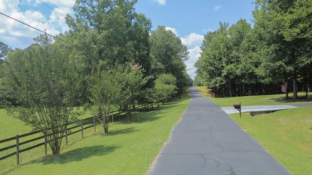 602 Hickory Creek Drive, Ellerslie, GA 31807