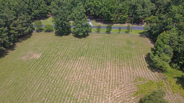 602 Hickory Creek Drive, Ellerslie, GA 31807