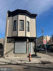 2801 N REESE ST, Philadelphia, PA 19133