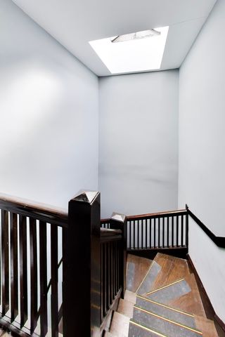 4015 N Mozart Street, Chicago, IL 60618