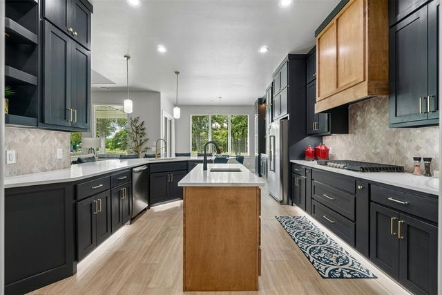 16289 Vernon Circle, Newalla, OK 74857