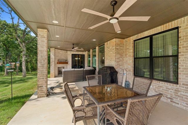16289 Vernon Circle, Newalla, OK 74857