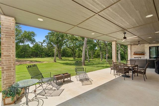 16289 Vernon Circle, Newalla, OK 74857