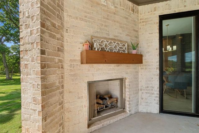 16289 Vernon Circle, Newalla, OK 74857