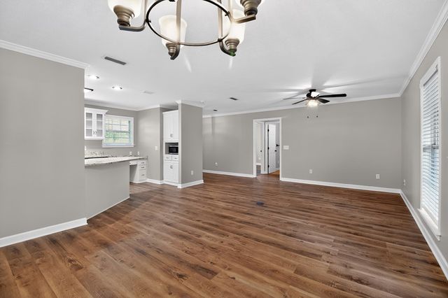 166 Fuller Rd, Dothan, AL 36301