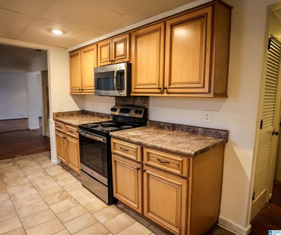 852 SUN VALLEY ROAD, Center Point, AL 35215