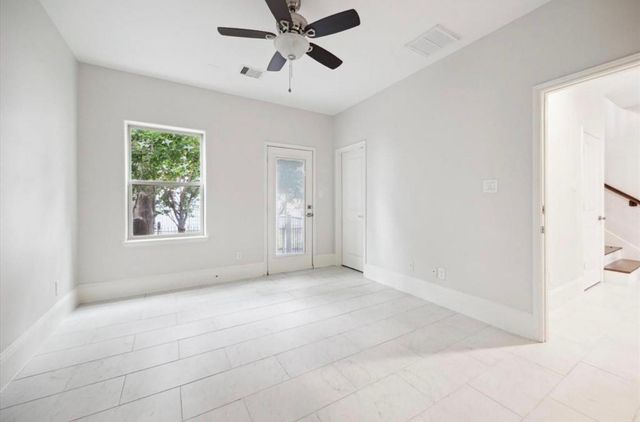 1230 W 25th Street C, Houston, TX 77008