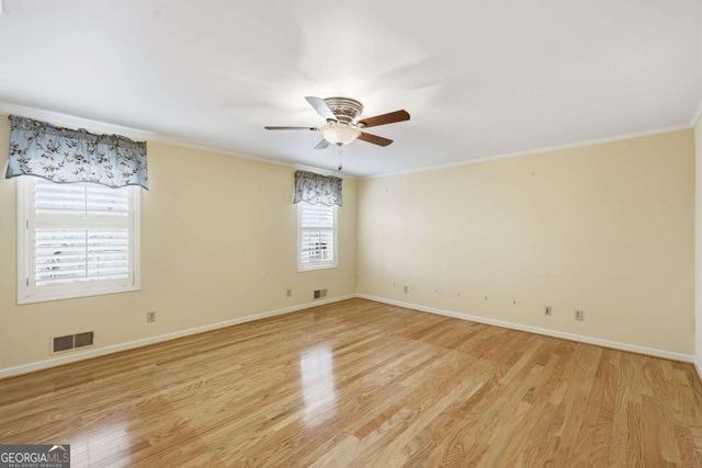 2224 Colonial Drive, Gainesville, GA 30501