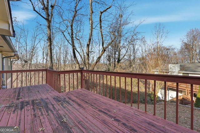 2224 Colonial Drive, Gainesville, GA 30501