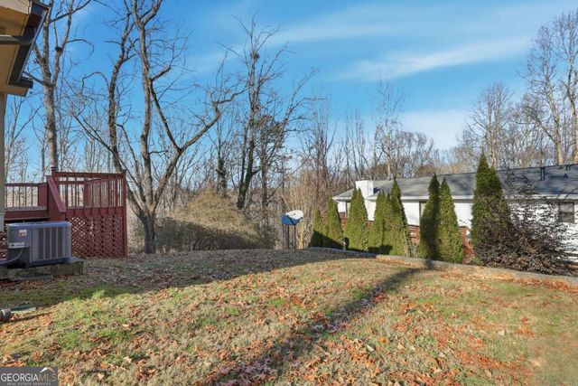 2224 Colonial Drive, Gainesville, GA 30501