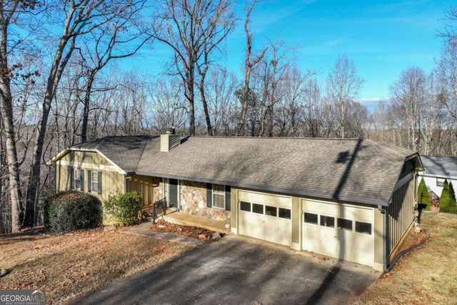 2224 Colonial Drive, Gainesville, GA 30501