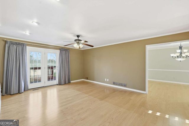 2224 Colonial Drive, Gainesville, GA 30501