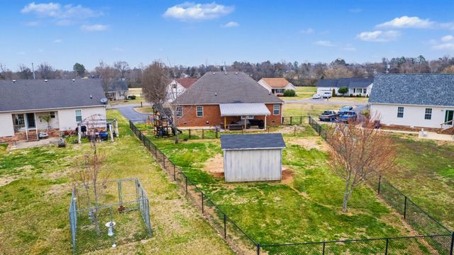 205 Graydon St, Shelbyville, TN 37160