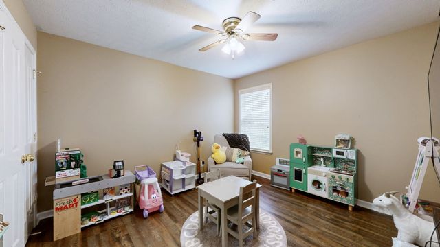 205 Graydon St, Shelbyville, TN 37160