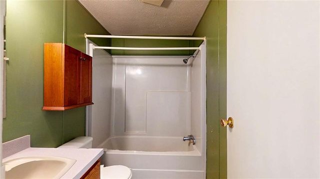 36 Two Run NW Crossing, Cartersville, GA 30120