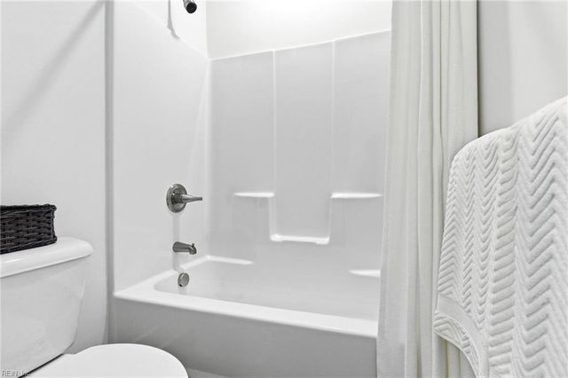 2921 Pretty Lake AVE, Norfolk, VA 23518