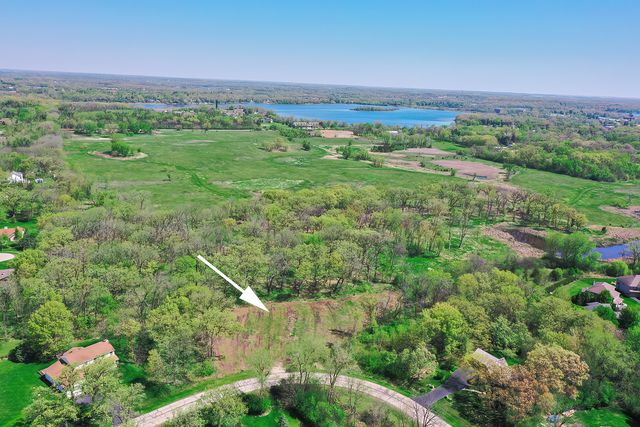 802 Apache Trail, Lake Villa, IL 60046