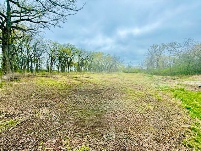 802 Apache Trail, Lake Villa, IL 60046