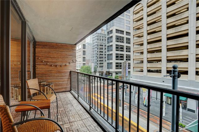 917 Main Street 305, Houston, TX 77002
