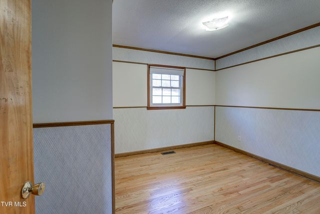 360 Highway 75, Blountville, TN 37617