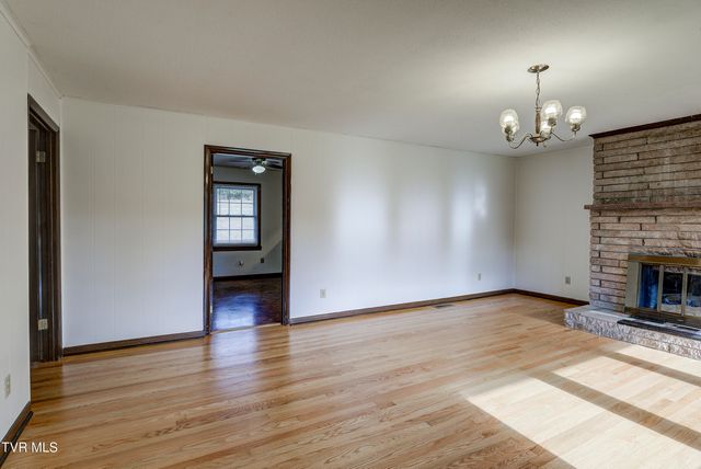 360 Highway 75, Blountville, TN 37617