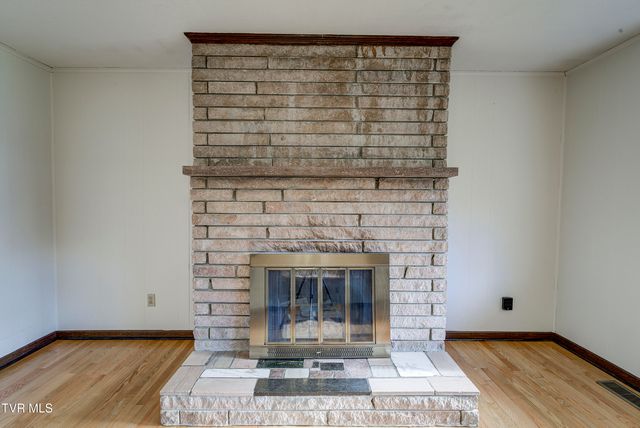 360 Highway 75, Blountville, TN 37617